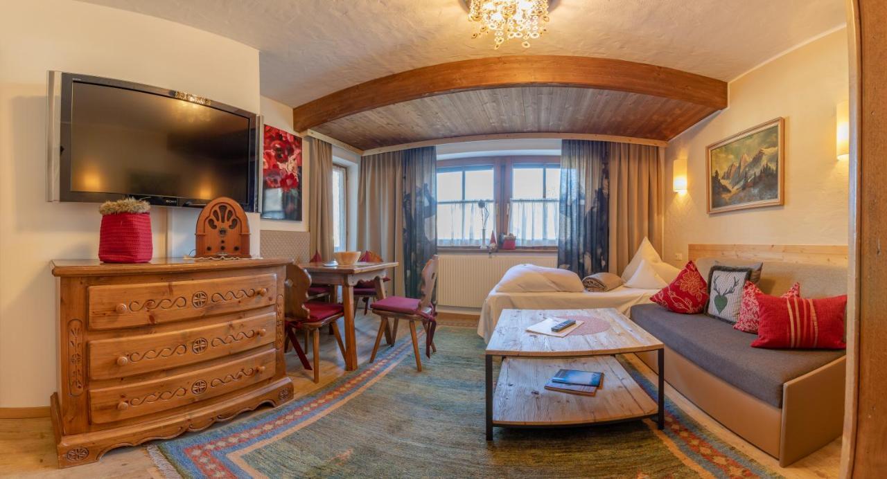 Hotel Landhaus Carla Mayrhofen Ngoại thất bức ảnh